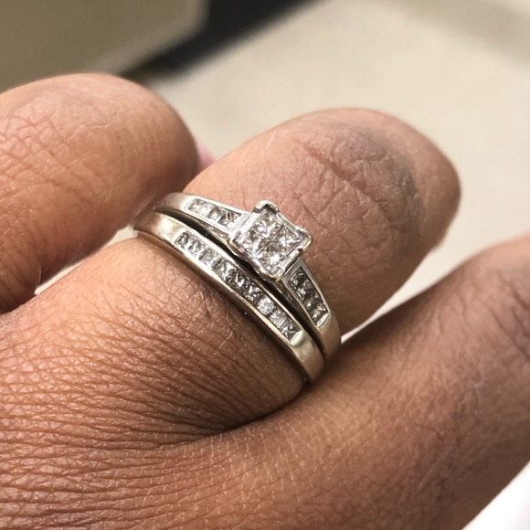 Jarreds wedding ring - Picture 3 of 3